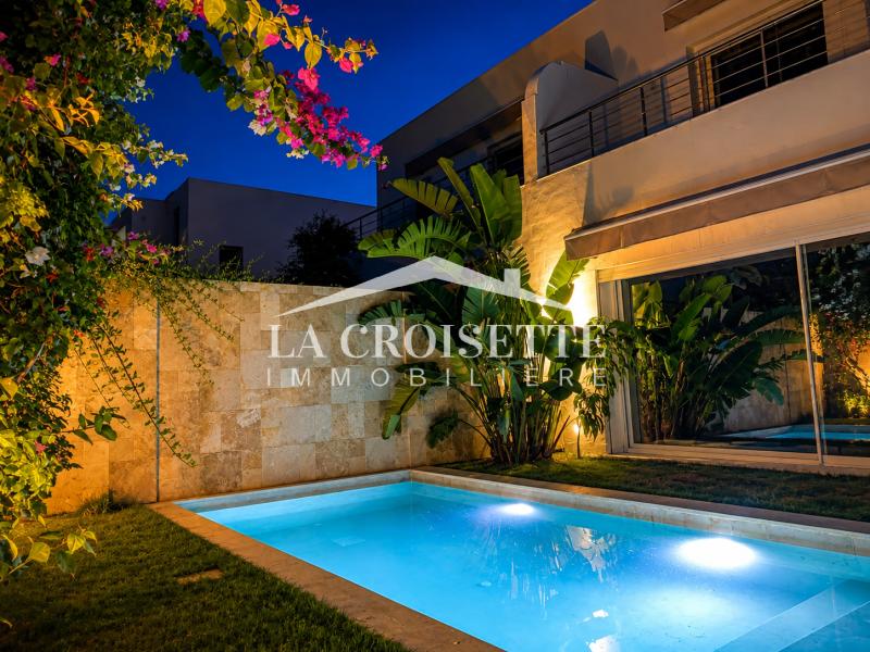 Villa S+4 à Gammarth 